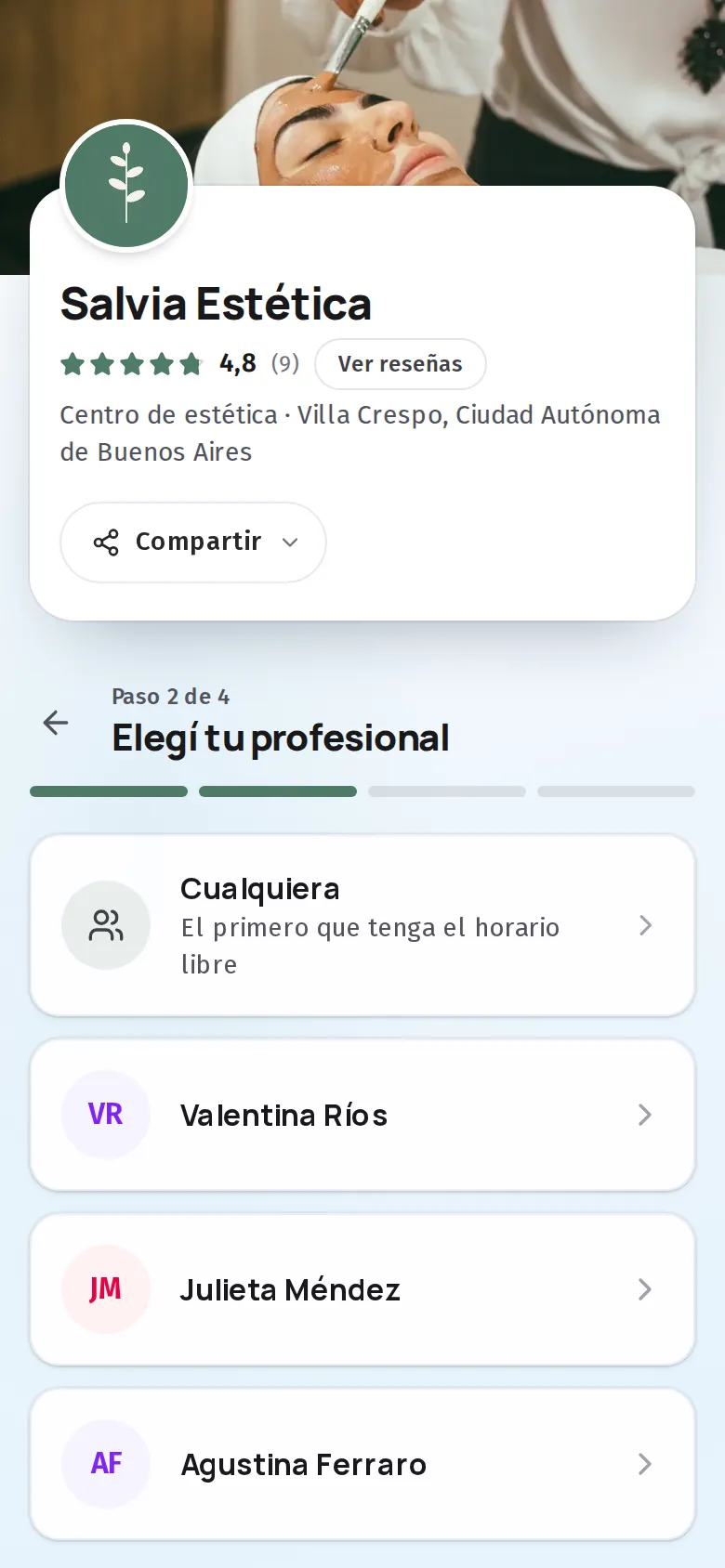El sitio de reservas de Salvia Estética: la tarjeta del negocio con sus reseñas, el mapa, los horarios y la lista de servicios con precio para elegir el turno.